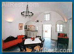 Cori Rigas Apartments 5
